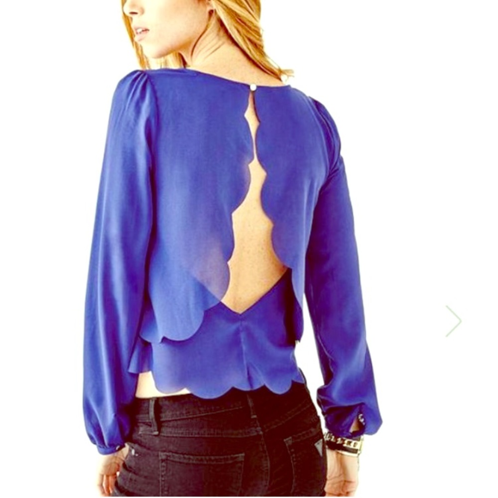 GUESS Long sleeve blouse with scalloped, open back